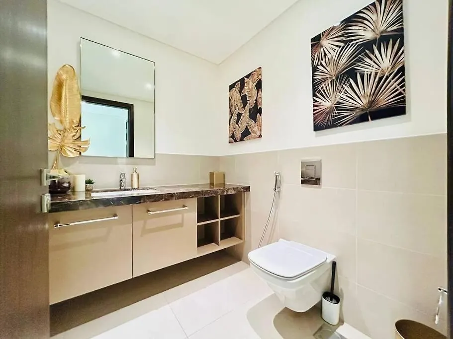 Apartment Modern Elegance In Downtown 1Br With Luxe Decor By Petals Holiday Homes Dubai United Arab Emirates