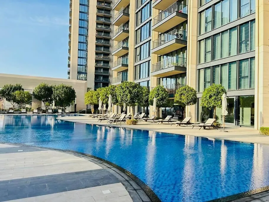 Modern Elegance In Downtown 1Br With Luxe Decor By Petals Holiday Homes Dubai United Arab Emirates