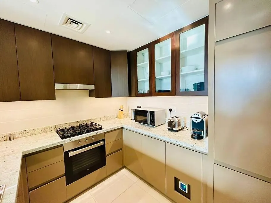Modern Elegance In Downtown 1Br With Luxe Decor By Petals Holiday Homes Dubai